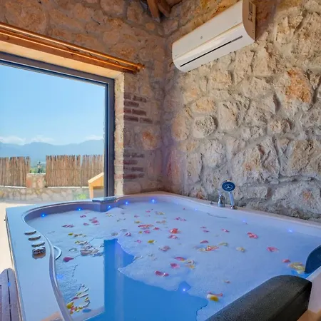 Ikizler 2 Hotel 4*